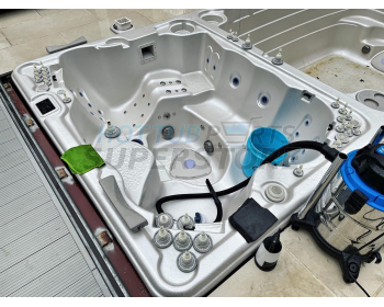 Bicester - Oxfordshire - Hot Tub Repairs & Servicing